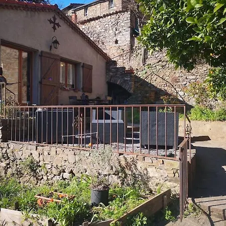 Au Coeur Des Vignes, Entre Montagnes Et Riviere *